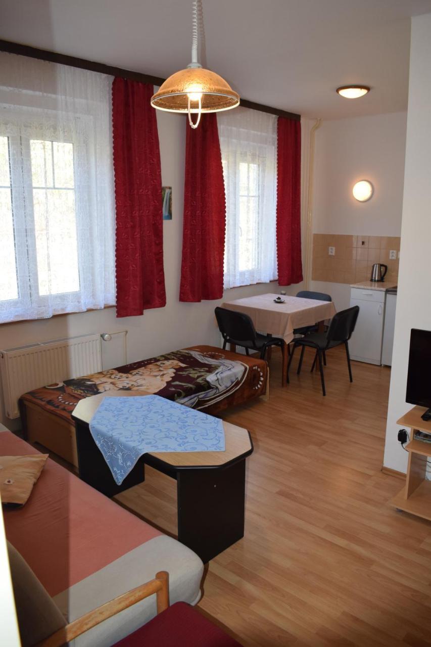 Penzion Ve Starem Krame 147 Srbská Kamenice Eksteriør bilde
